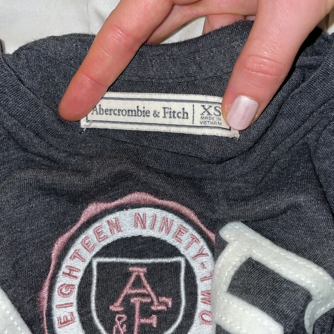 Abercrombie & Fitch T-Shirt  - 90