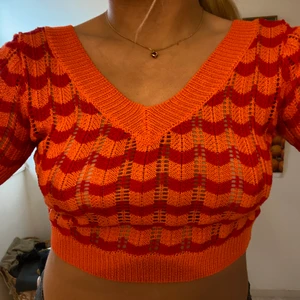 Stickad croptop - Ifrån Shein, storlek S🤍 säljer för 120kr
