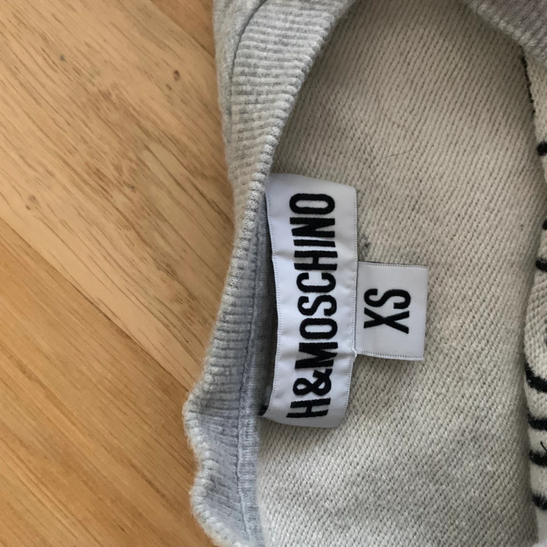 HM Moschino tröja - 91