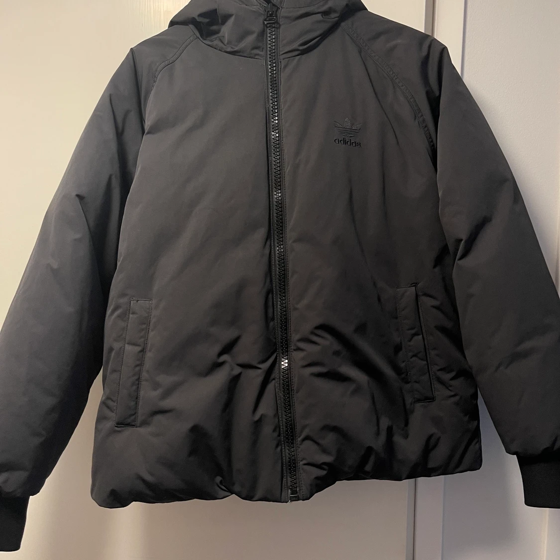 Adidas vinterjacka  - 90