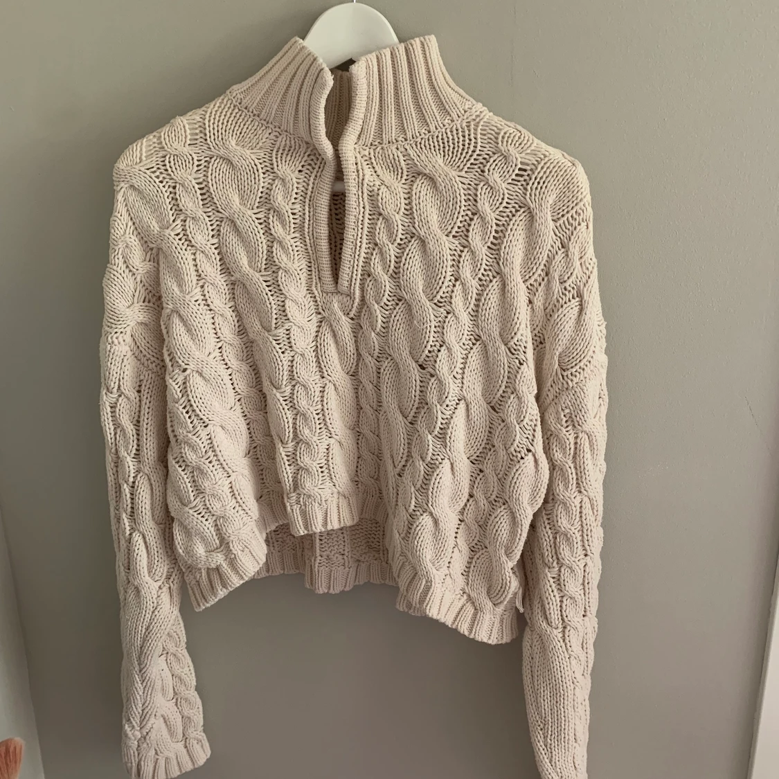 Nakd vit stickad tröja 🤍