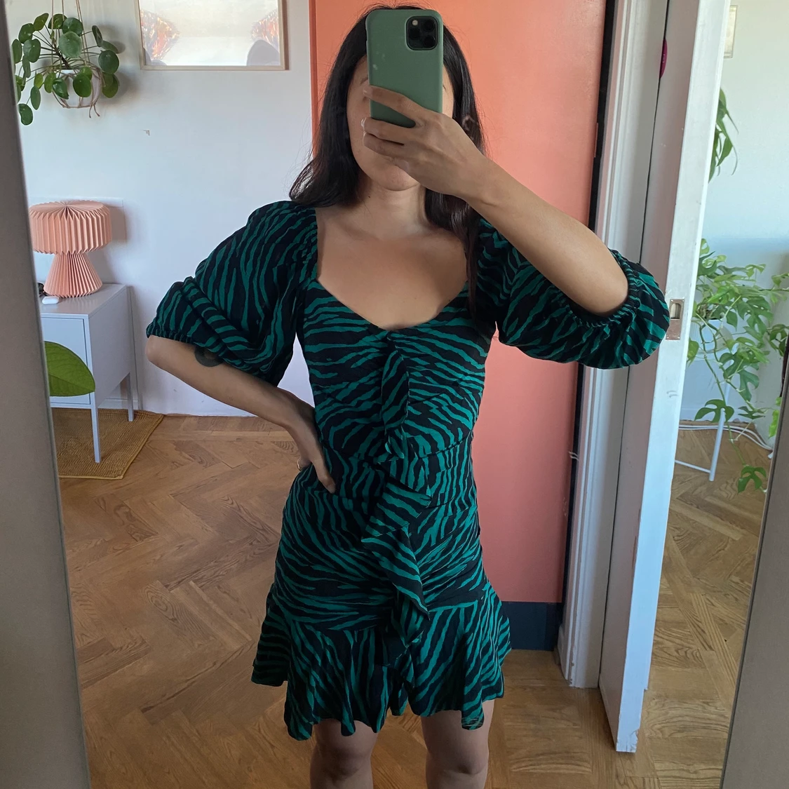 Djurmönstrad mini klänning - 90