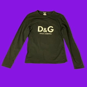 Äkta! Dolce & Gabbana - Supercool, relativt tjockt t-shirt material. Märkt som Storlek L, men passar mindre