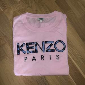 Superfin rosa kenzo tröja, storlek S