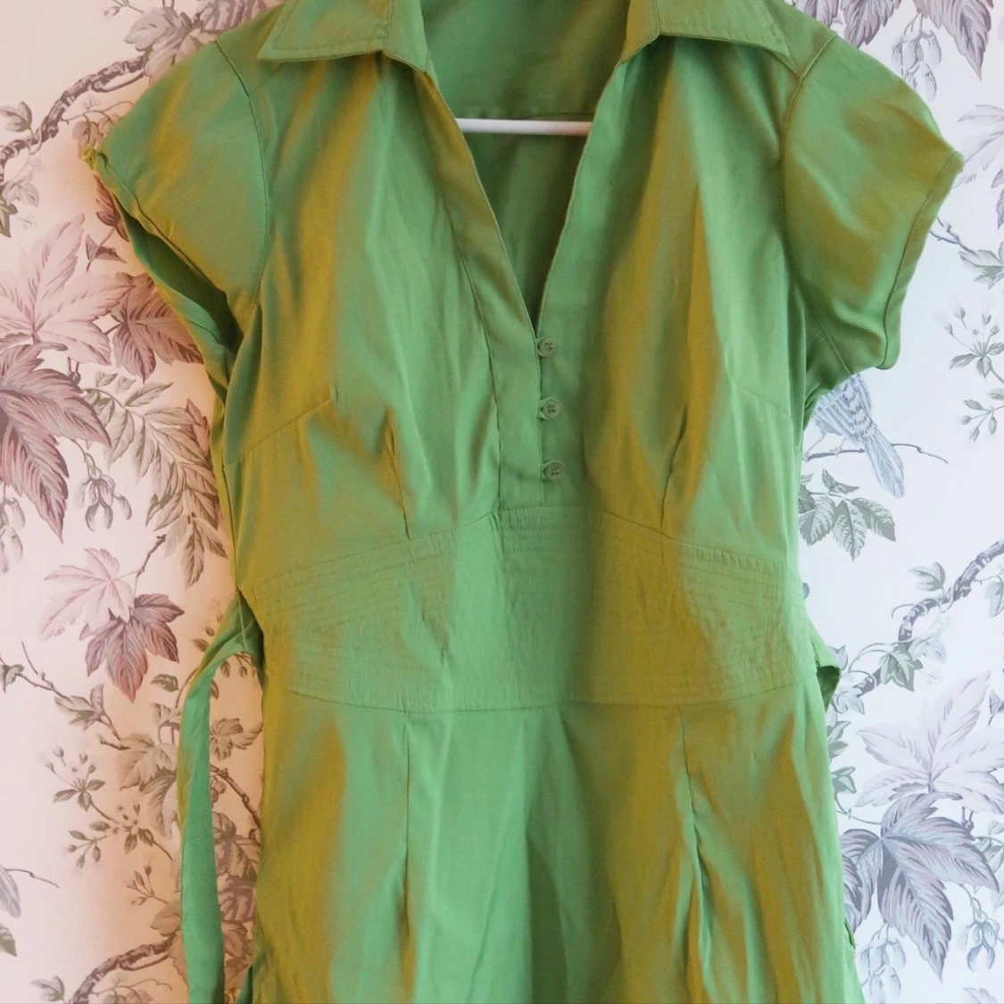 Grön kortarmad tröja medium  - 90