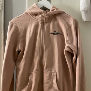 Rosa peak tröja  - Rosa peak tröja med kedja