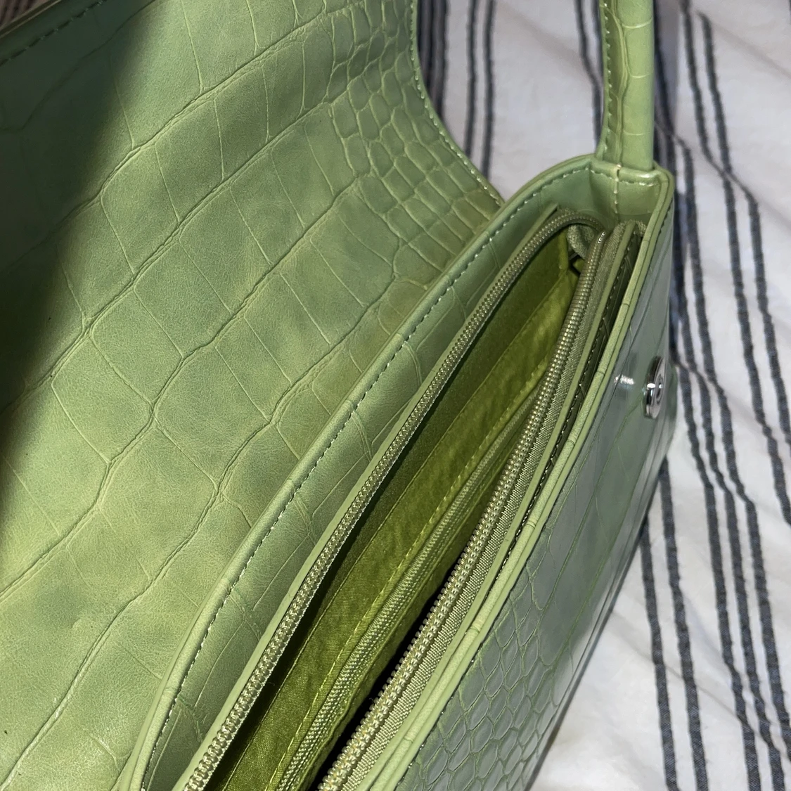 Grön axelväska - 91