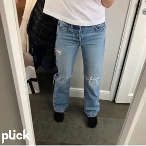 Mid waist jeans  - Ett par jätte snygga mid waist jeans som tyvärr är för små för mig. (Lånad bild)