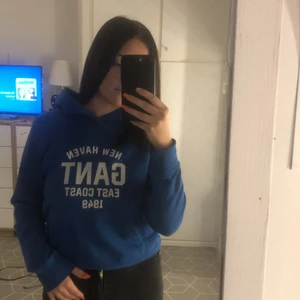 Gant hoodie - Blå gant hoodie💙 väldigt skön och fin, köparen står för frakten 