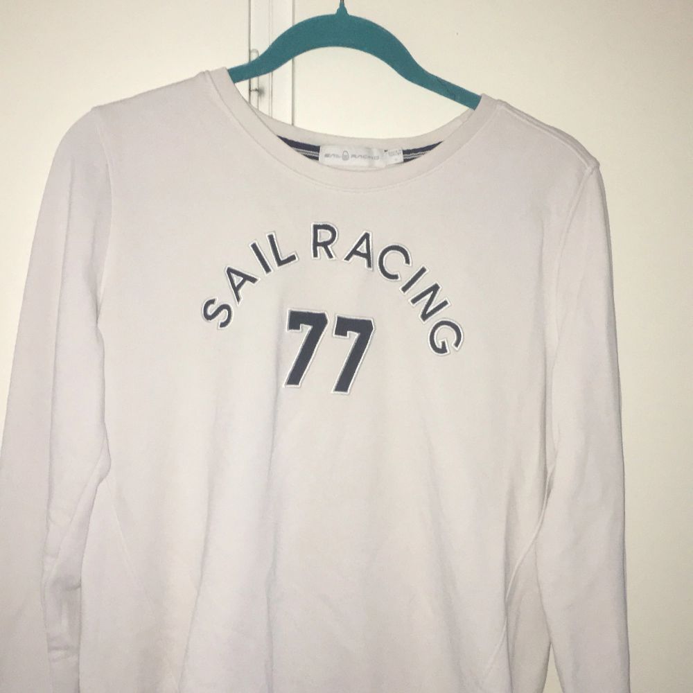 Sail racing tröja strl M | Plick Second Hand