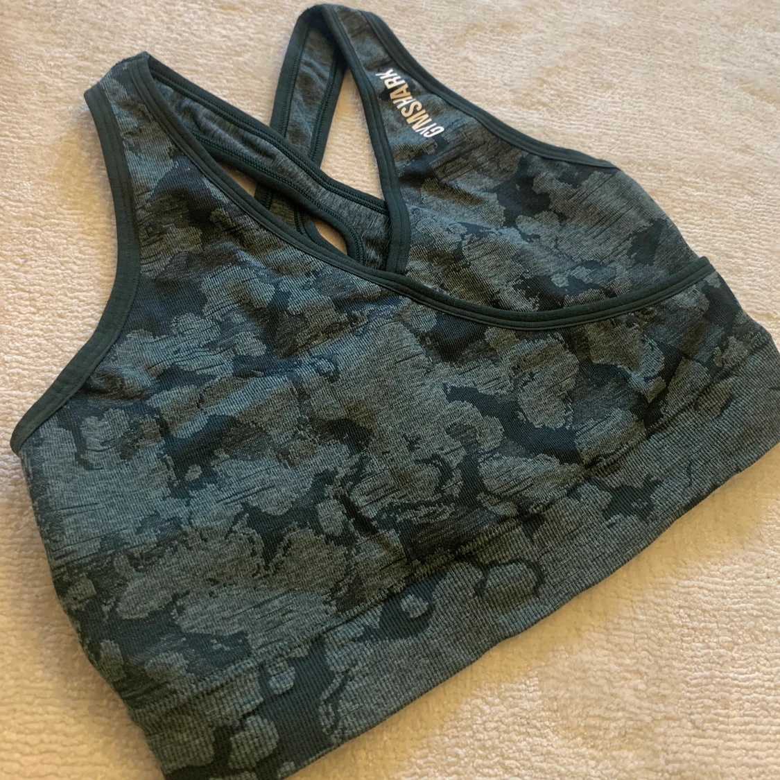 Gymshark Camo Top - 90