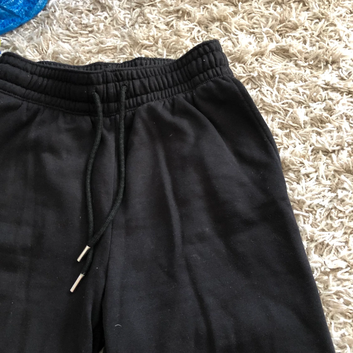 Svarta mjukisbyxor i storlek s - 90
