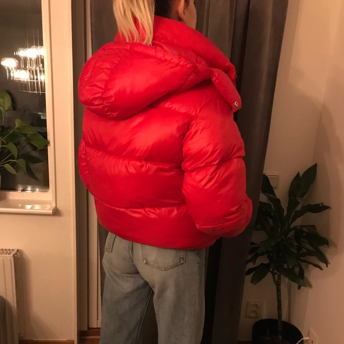 RÖD PUFFEER JACKA - 90