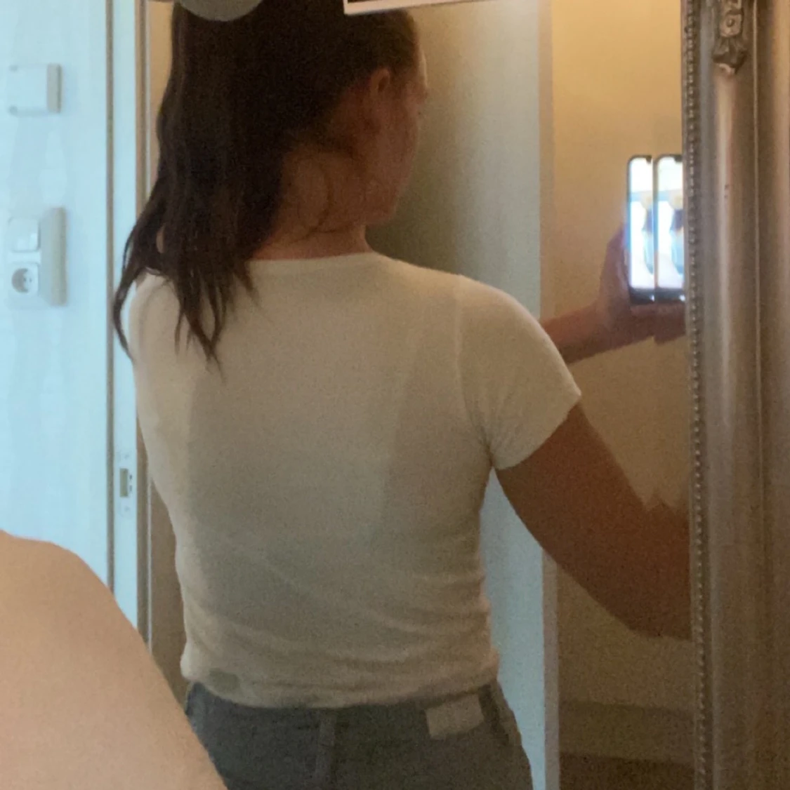 Helst vanlig vit t-shirt  - 90