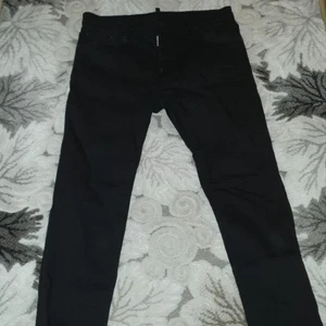 Dsquared 2 - Dsquared 2 jeans storlek 52 , 500 kr , pris kan diskuteras
