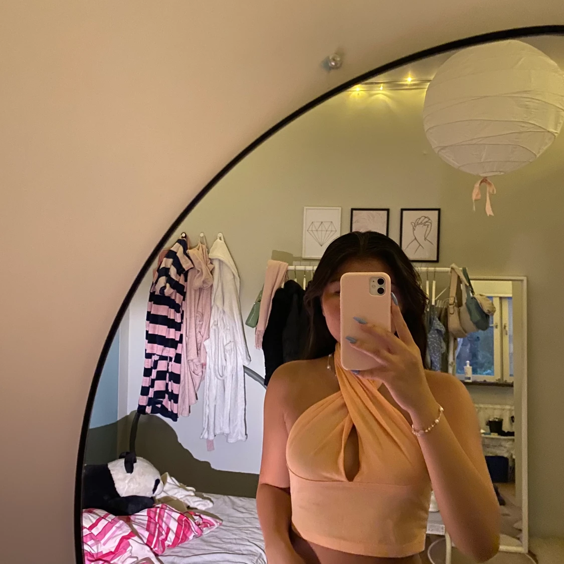 Trendig halter neck topp - 90