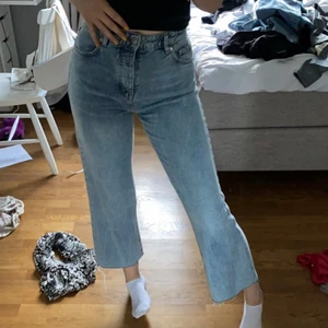 Ankel jeans - Jeans från zara. Stl 36, köparen står för frakten 