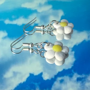 Örhängen  - Går även att få i guld