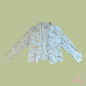 Broderad kavaj 🎂 - Broderad kavaj från Voglia <3