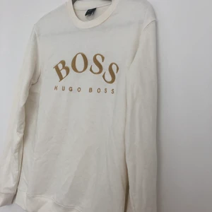 Hugo boss - En oanvänd tröja i strl M