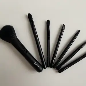 NEW MAKE UP BRUSHES 7 PIECES 70 SEK