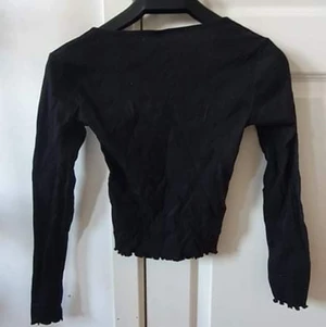 Svart långärmad tröja  - Svart långärmad tröja storlek xs