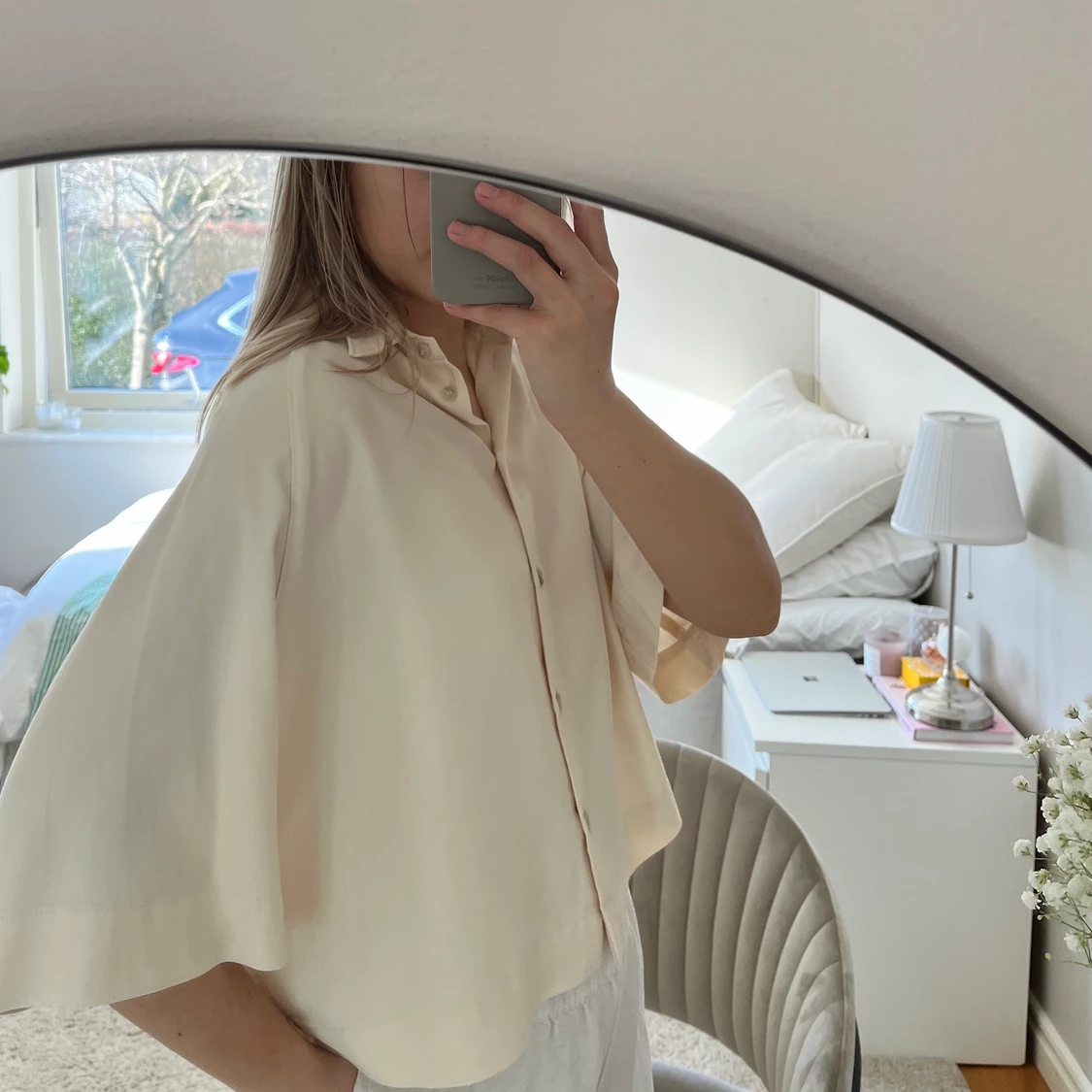 Beige/vit skjorta från Mango - 91