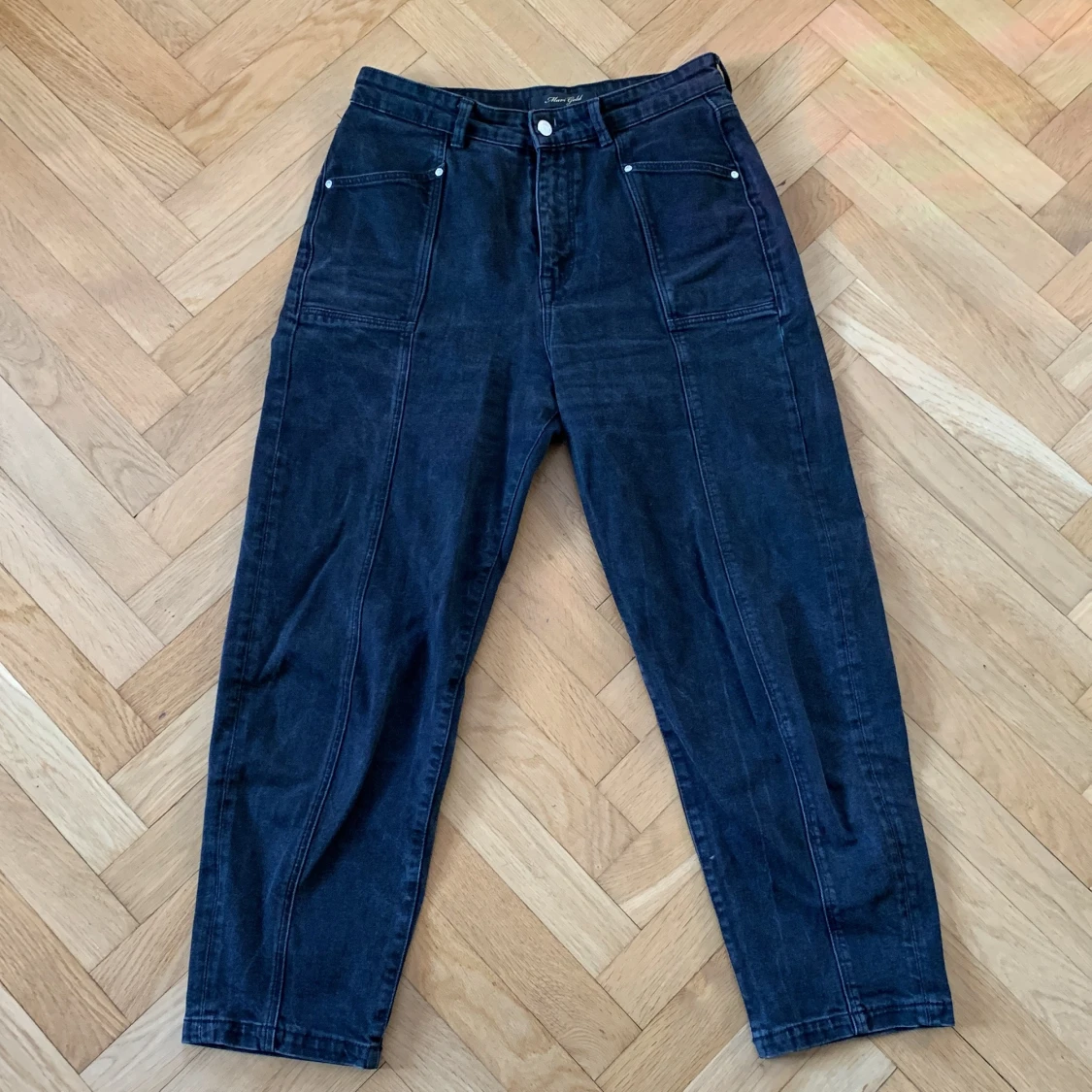 cropped svarta jeans