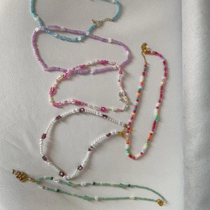 ALLT SÄLJES! Halsband/chokers - ALLT FÖR 150kr(frakt ingår) | 1 FÖR 40kr(frakt ingår ej, 13kr)