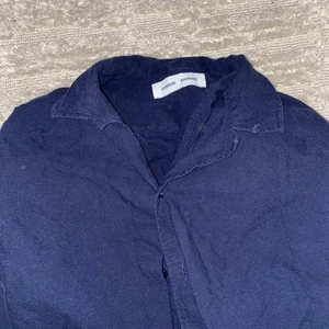 Samsoe samsoe - Kortärmad skjorta i storlek S från Samsoe, perfekt till våren. Använd 1 gång, köpare står för frakt