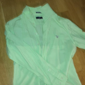 Gant skjorta - Ljusgrön gant skjorta. Bra skick.