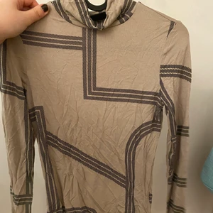 Turtleneck - Aldrig använt, från ginatricot