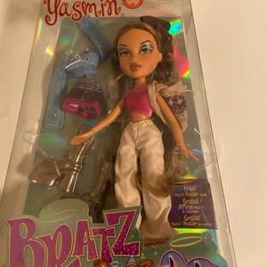 Bratz docka  - Yasmin bratz docka ifrån deras 20 year anniversary!