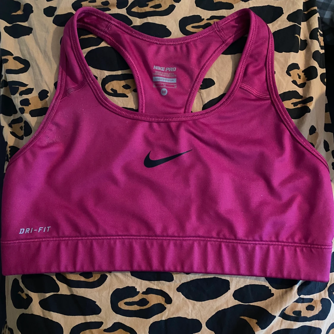 Nike top