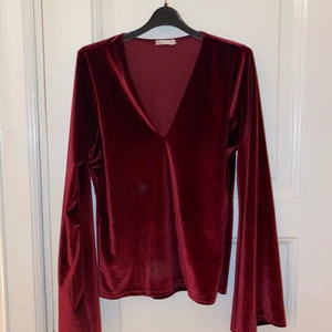 Velvet tröja  - Skit snygg velvet tröja 