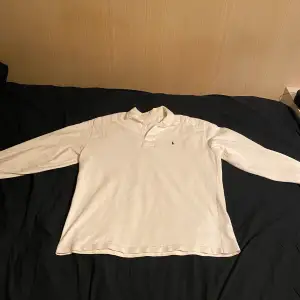 Gammal Ralph Lauren tröja i storlek XL