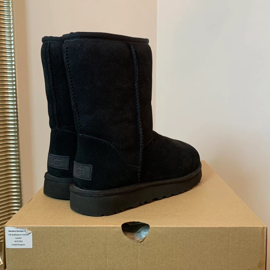 UGG Classic short II Black st. US7/EU38 - 90