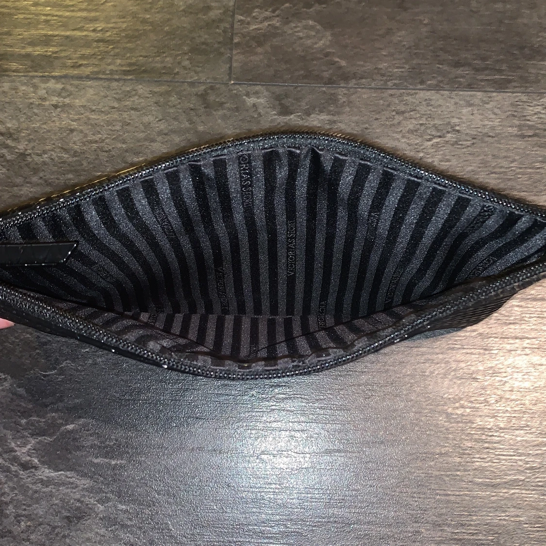 Victoria’s Secret kuvertväska  - 90