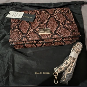 Ideal of Sweden väska helt ny! - Helt ny oanvänd!  Nypris :1999kr -50% gift card!