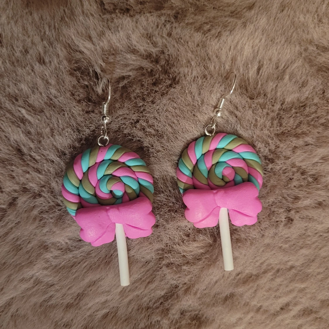 Olika örhägen  - 90