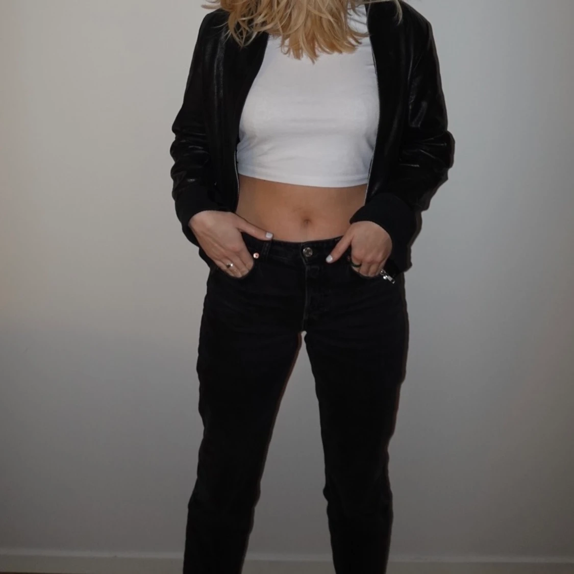 Sad face leather jacket 💙 - 90