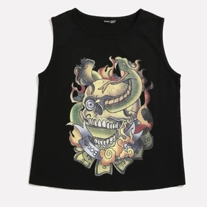 Fint linne - Aldrig använd. Köpt på SHEIN för länge sen. Säljer den för 70 kr +frakt 