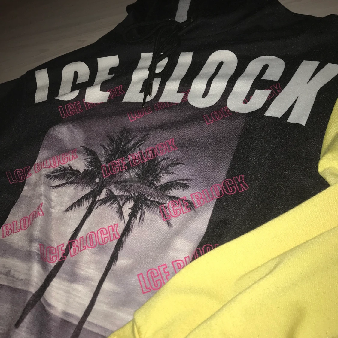 Hoodie - 90