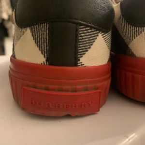 Barnskor  - Bra skick 