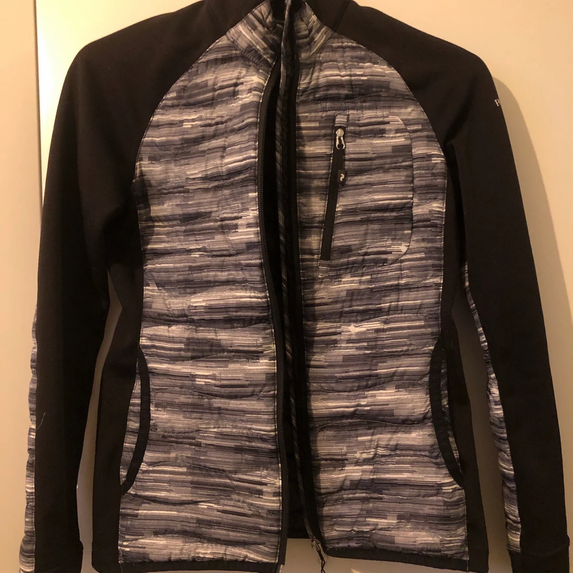 Peak Performance jacka strl XS  - 90