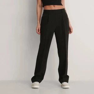 Kostymbyxor - Superfina mid waist kostymbyxor som tyvörr var för stora för mig💘 Aldrig använda och därför i väldigt bra skick, FRI FRAKT❣️