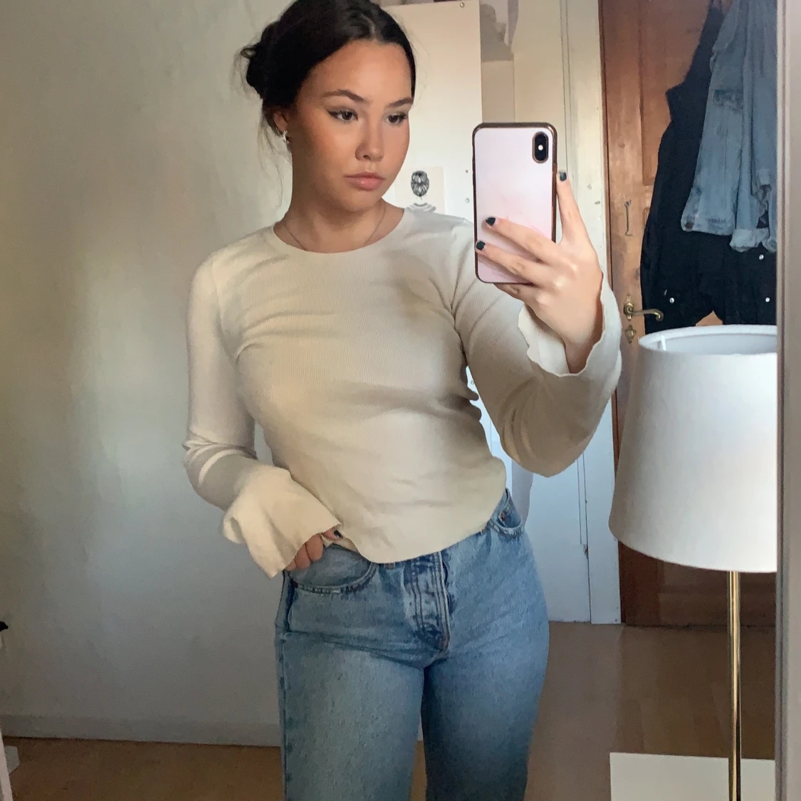Beige tröja med vida ärmar xs