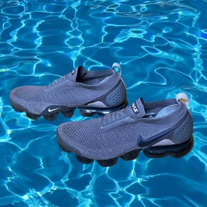 Nike Shoes - Almost as new 