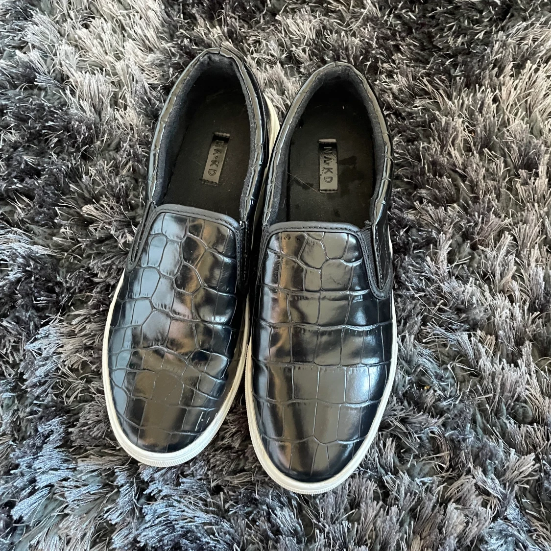 Skor från NA-KD - 90