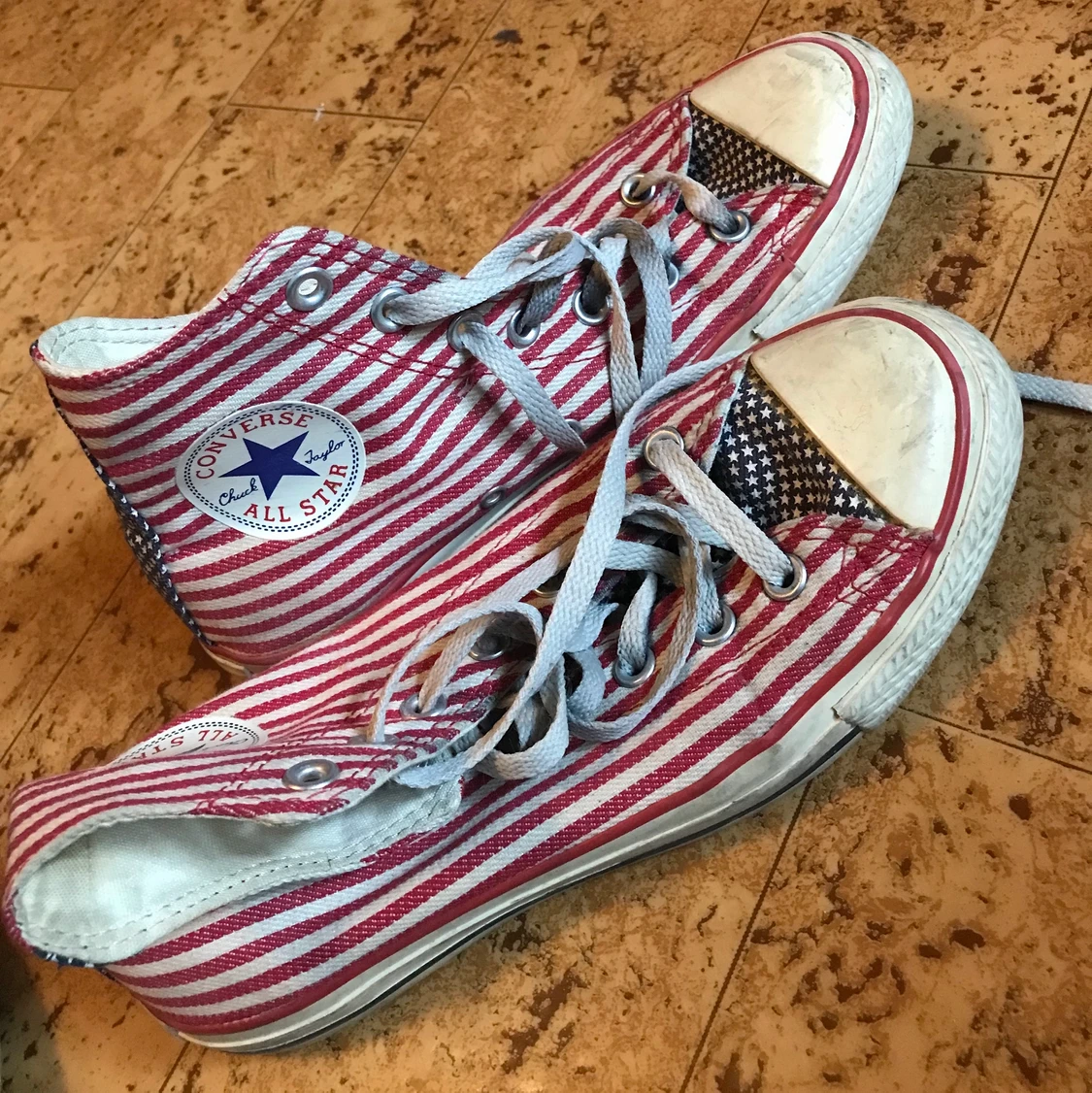Amerikanska flaggan - converse  - 90